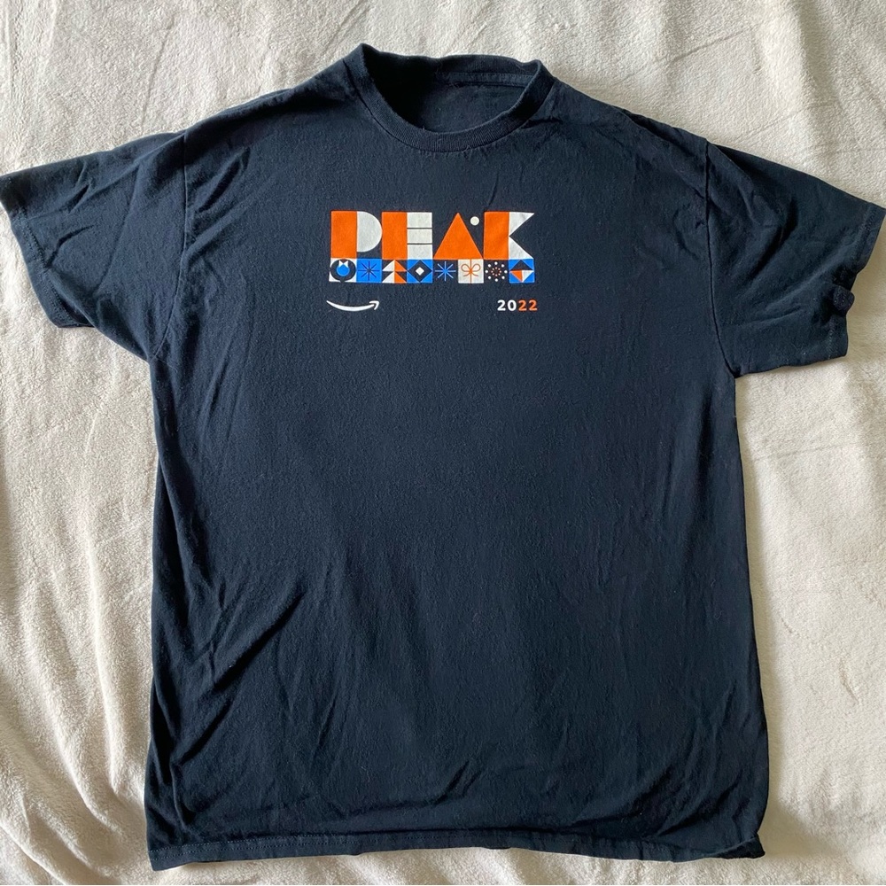 Brand new Amazon Peak Shirt Size Medium